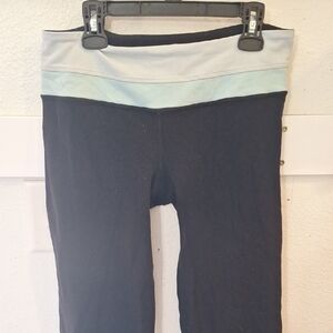Lululemon Atheltica Black and Blue Leggings